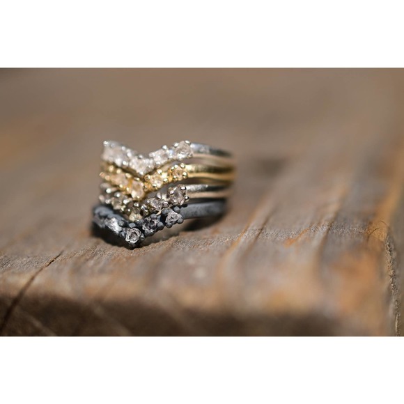 alternative raw diamond engagement ring raw crystal size 4 5 6 7 8 8 9 1… - Picture 6 of 10